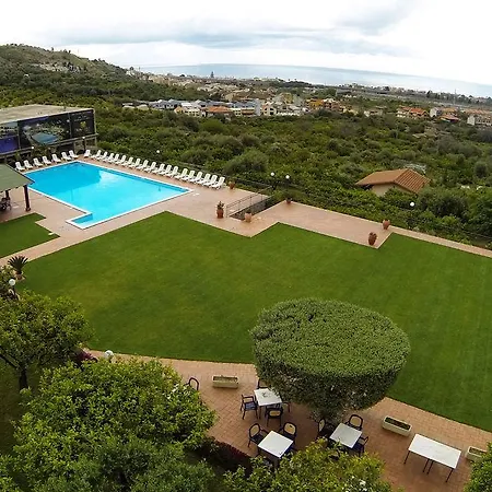 'a Nuciara Park & 3* Furci Siculo